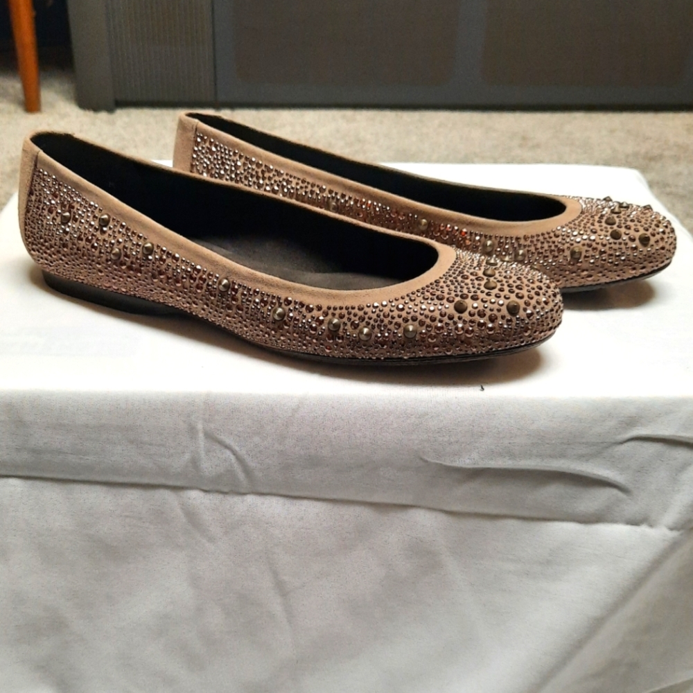 Stuart Weitzman Nubeads Studded Suede Ballet Flats - 8